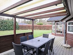 5 Star Holiday Home in Hals