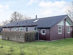 5 Star Holiday Home in Hals