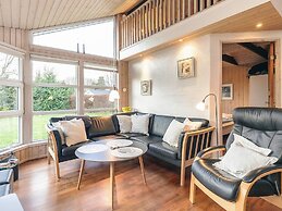 5 Star Holiday Home in Hals