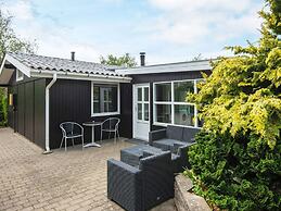 7 Person Holiday Home in Ulfborg