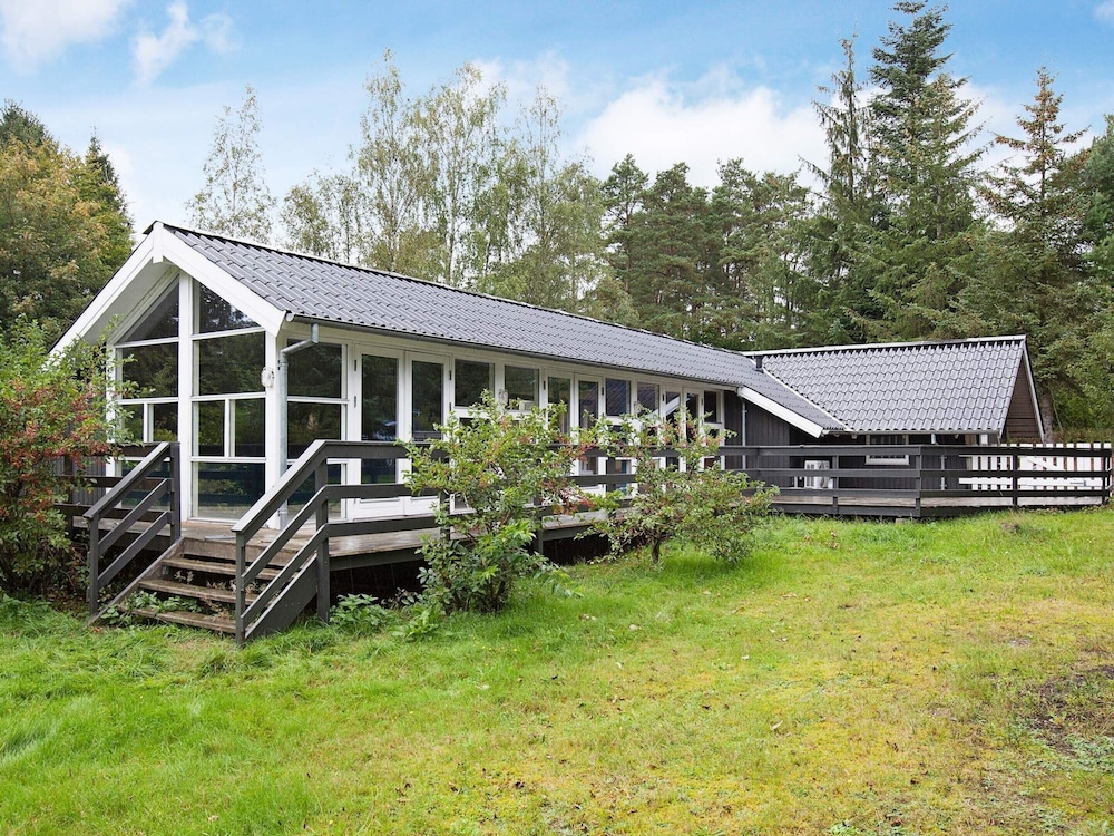 6 Person Holiday Home in Ebeltoft