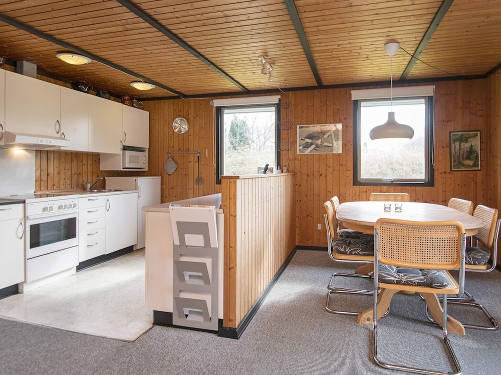 6 Person Holiday Home in Toftlund