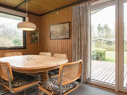 6 Person Holiday Home in Toftlund