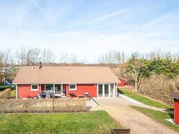 6 Person Holiday Home in Tarm