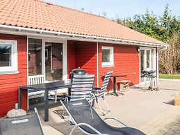 6 Person Holiday Home in Tarm