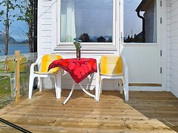 Holiday Home in Arnøyhamn