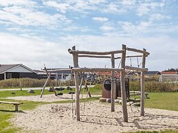 6 Person Holiday Home in Harboore