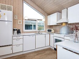 6 Person Holiday Home in Harboore