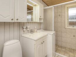 8 Person Holiday Home in Vaeggerlose