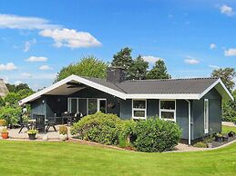 8 Person Holiday Home in Vaeggerlose