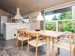 5 Star Holiday Home in Henne