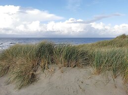 5 Star Holiday Home in Henne