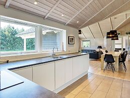 5 Star Holiday Home in Vaeggerlose