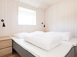 5 Star Holiday Home in Vaeggerlose