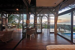 Selva Resort