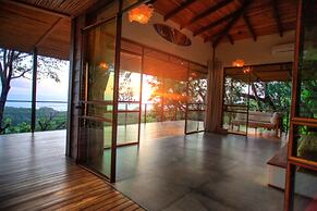 Selva Resort