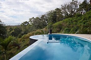 Selva Resort
