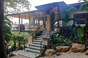 Selva Resort