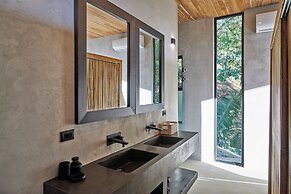Selva Resort