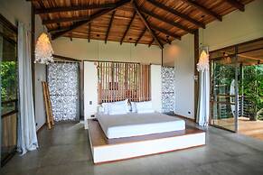 Selva Resort