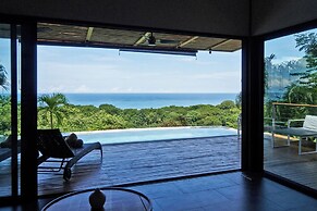Selva Resort