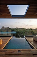 Selva Resort