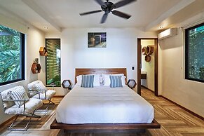 Selva Resort
