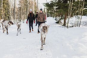 Valkeisen Loma