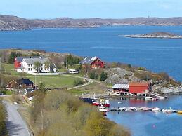 15 Person Holiday Home in Flatanger
