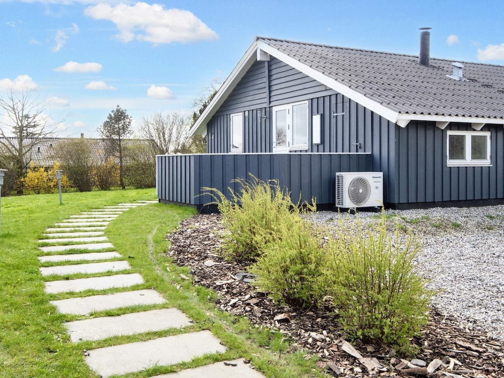 4 Star Holiday Home in Borkop