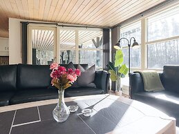 5 Star Holiday Home in Hals