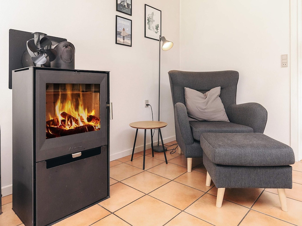 5 Star Holiday Home in Hals