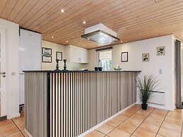5 Star Holiday Home in Hals