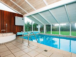 10 Person Holiday Home in Allingabro-by Traum