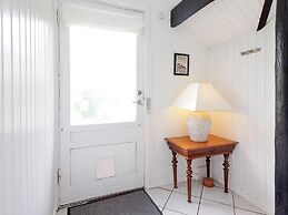 Rustic Holiday Home in Hovedstaden With Barbecue