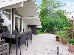Rustic Holiday Home in Hovedstaden With Barbecue