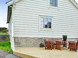 4 Star Holiday Home in Fjortoft