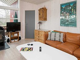 5 Star Holiday Home in Glesborg