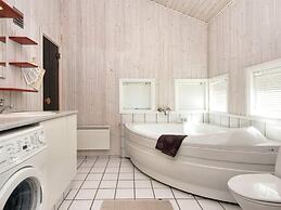5 Star Holiday Home in Glesborg