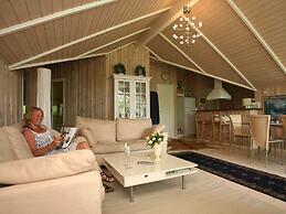 4 Star Holiday Home in Dronningmolle