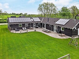 5 Star Holiday Home in Ebeltoft
