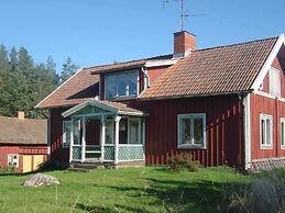 6 Person Holiday Home in Morlunda