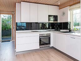 4 Star Holiday Home in Allingabro