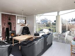 6 Person Holiday Home in Faaborg-by Traum