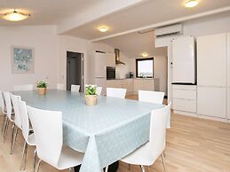 16 Person Holiday Home in Brovst