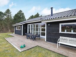 5 Star Holiday Home in Logstor