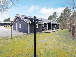 5 Star Holiday Home in Logstor