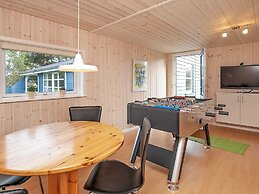 8 Person Holiday Home in Ulfborg