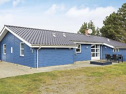 8 Person Holiday Home in Ulfborg