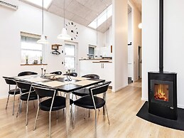 5 Star Holiday Home in Brovst